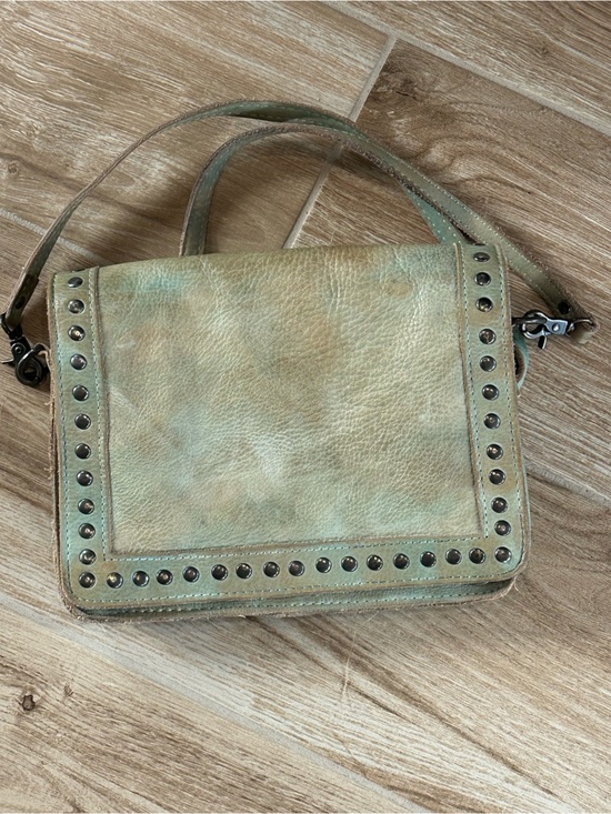 Handbags - Never Mind handcrafted, vintage-style leather Patina look Mint  crossbody